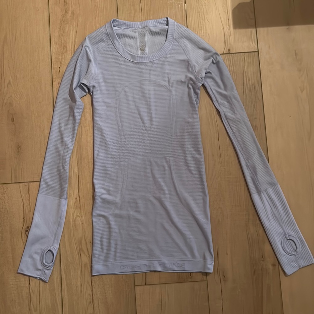 Lululemon long sleeve swiftly tech size 2